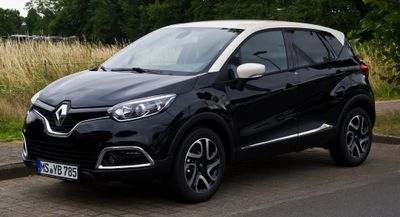 Renault_Captur_Luxe_ENERGY_TCe_90_Start_&_Stop_eco_–_Frontansicht,_10._Juli_2013,_Mnster_(3)[1]