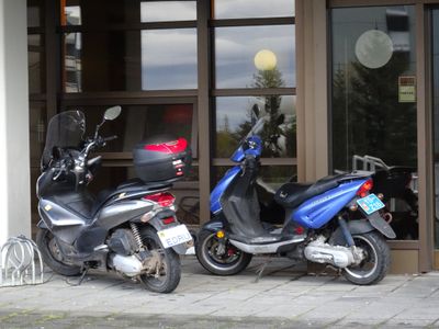 Honda 125cc og skellinara 50cc