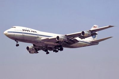 Pan_Am_Boeing_747-121_N732PA_Bidini